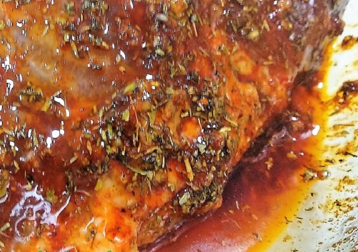 Lomo en adobo con adobo